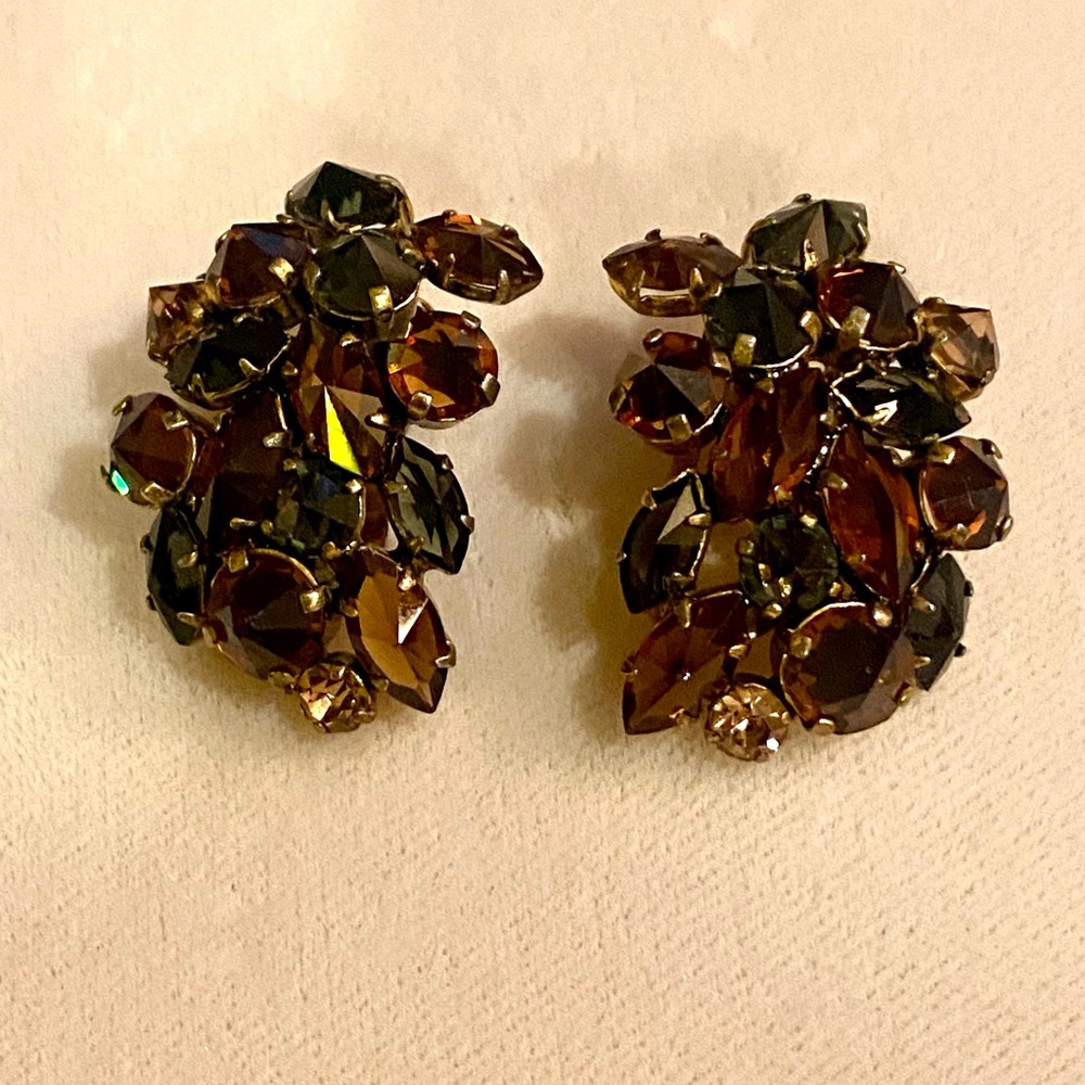 Vintage Austria Rootbeer Rhinestone Clip-on Earrings 1950’s
